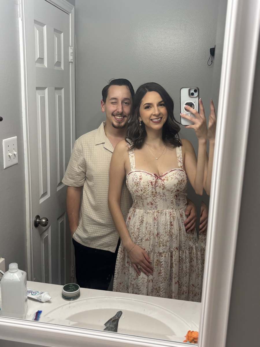 Paul and Leslie engagement photo 11