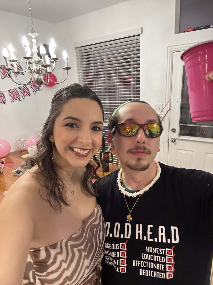 Paul and Leslie engagement photo 18