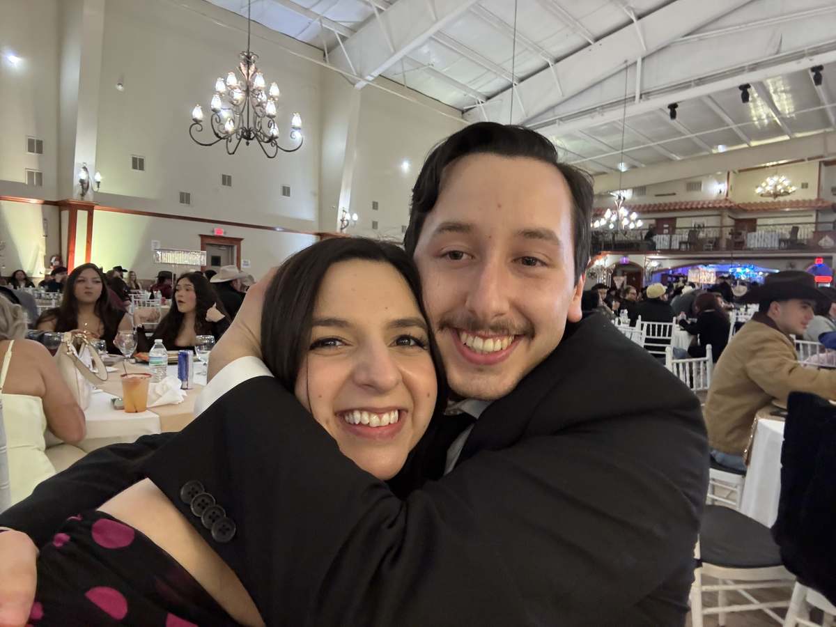 Paul and Leslie engagement photo 28