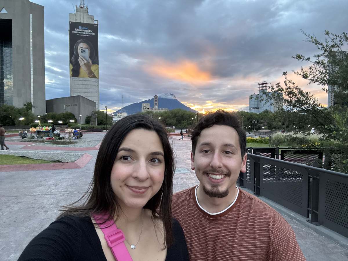 Paul and Leslie engagement photo 57